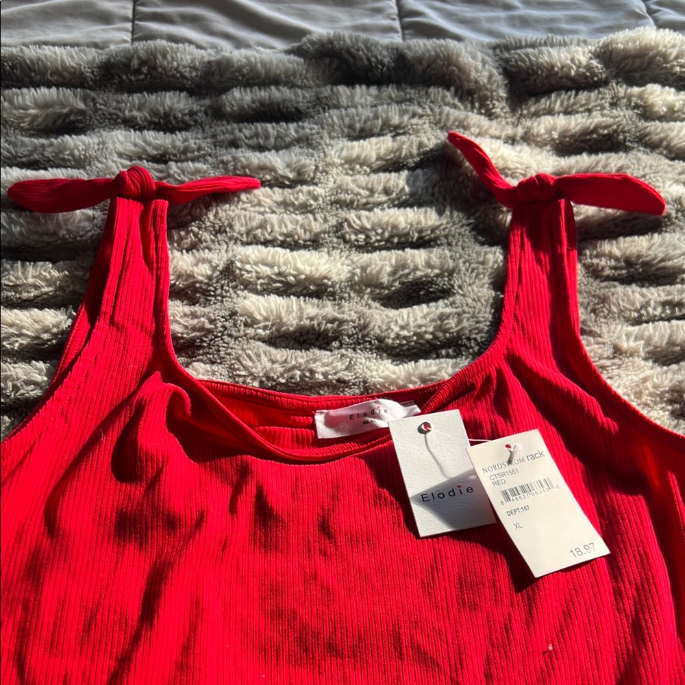 Elodie Vibrant Red Ribbed Top - Picture 6 of 7